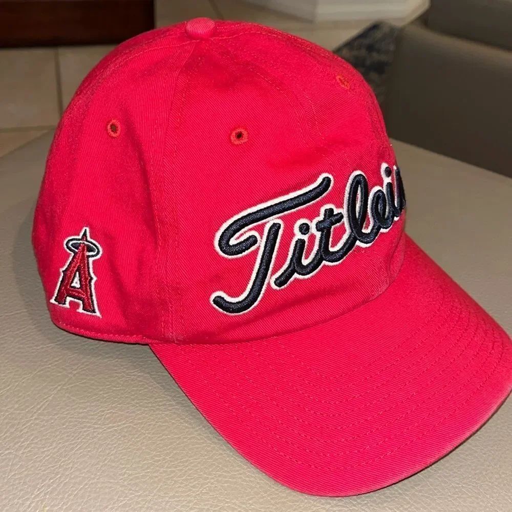 Red Sunday sewn Titleist - ‘47 brand MLB Anaheim Angels Logo golf sloop cap Hat